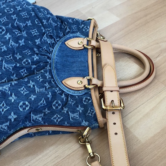 LG 🌺🌺 STUNNING 🌺🌺 Louis Vuitton Denim Neo Cabby GM - Picture 6 of 15